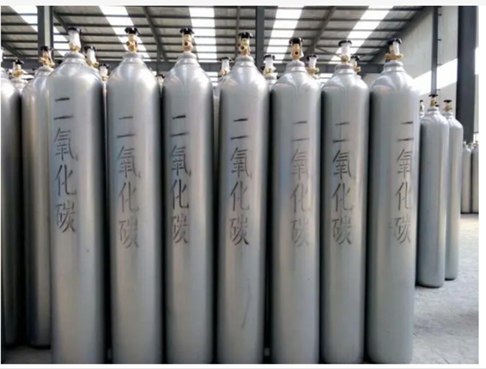 　　二氧化碳